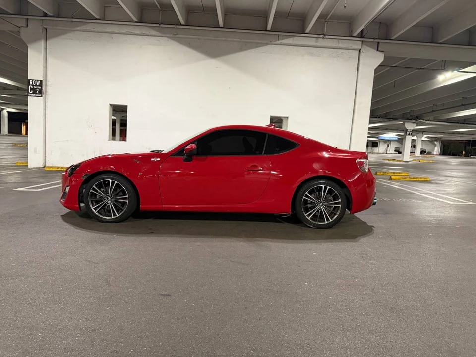 2016 Scion FR-S - Image 2 of 11