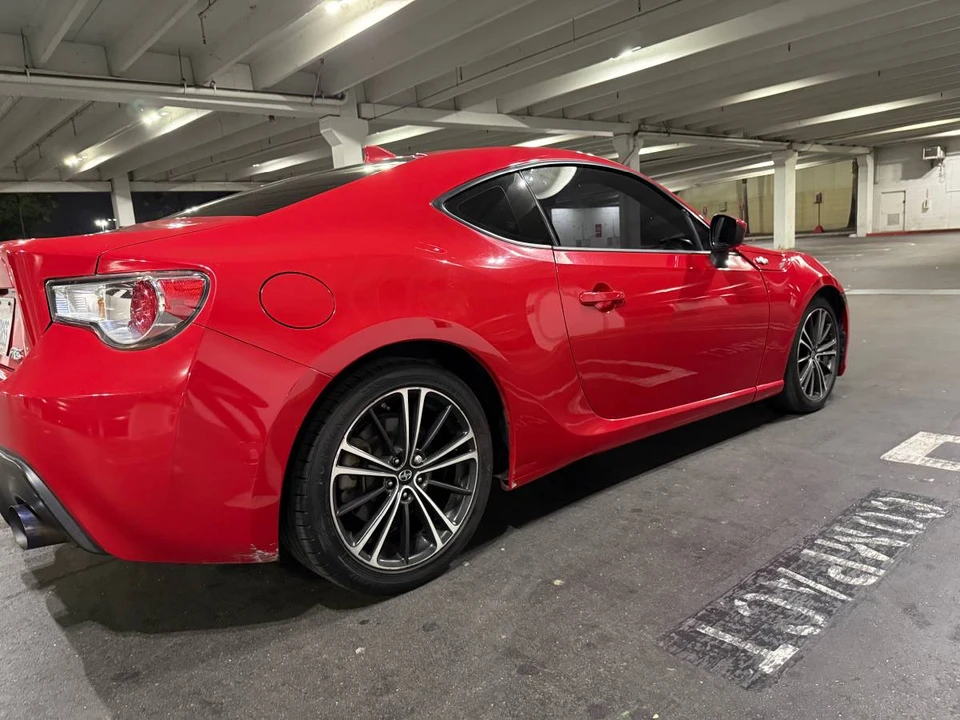 2016 Scion FR-S - Image 5 of 11