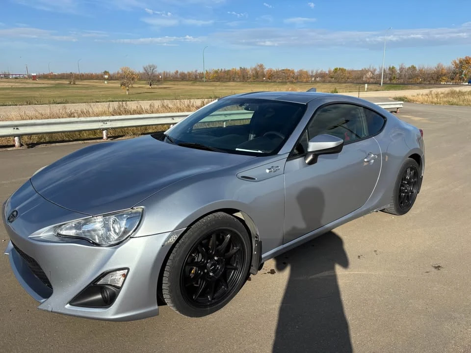 2016 Scion FR-S - Image 2 of 11