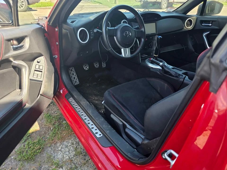 2016 Scion FR-S - Image 10 of 19