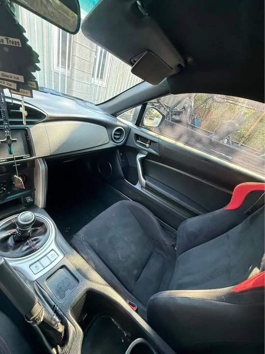 2016 Scion FR-S - Image 6 of 7