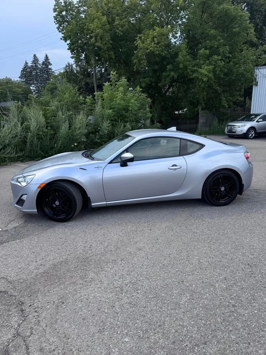 2016 Scion FR-S - Image 2 of 9