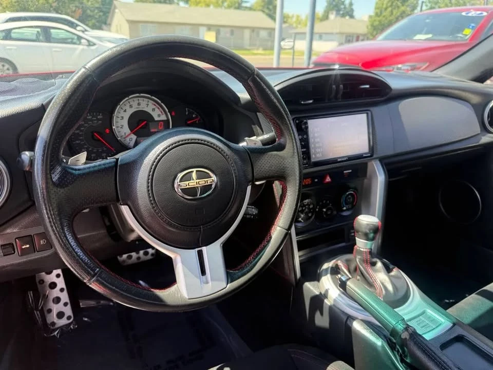 2016 Scion FR-S - Image 10 of 13