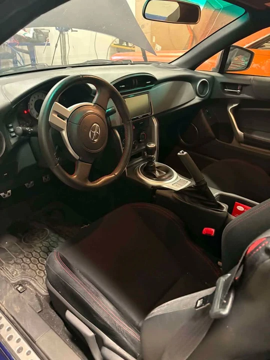 2016 Scion FR-S - Image 7 of 11