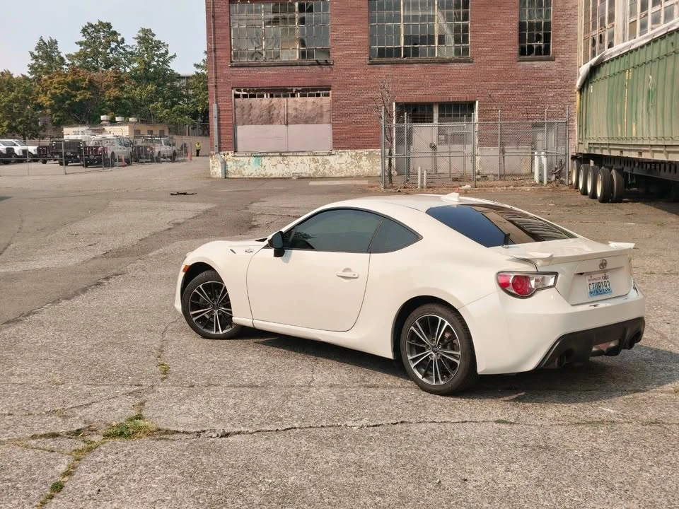 2016 Scion FR-S - Image 2 of 15