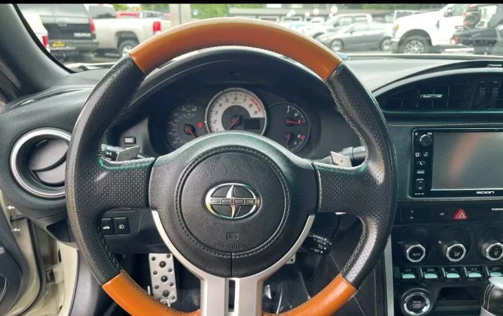 2016 Scion FR-S - Image 8 of 12
