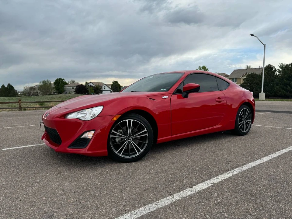 2016 Scion FR-S - Image 2 of 24