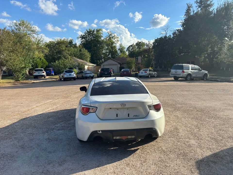 2016 Scion FR-S - Image 5 of 8