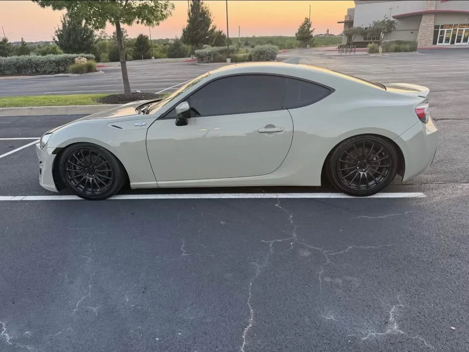 2016 Scion FR-S - Image 7 of 15