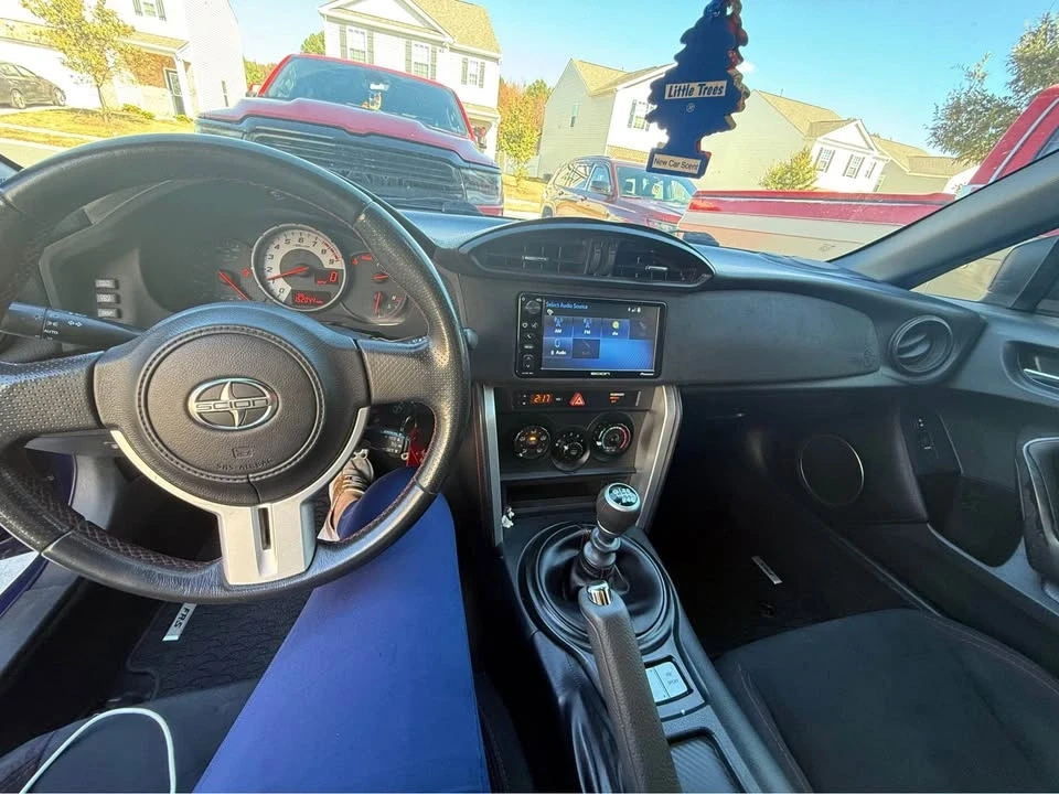 2016 Scion FR-S - Image 12 of 13