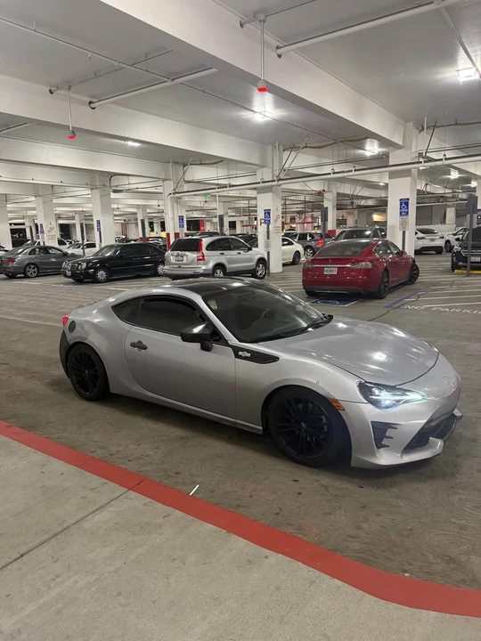 2016 Scion FR-S - Image 2 of 9