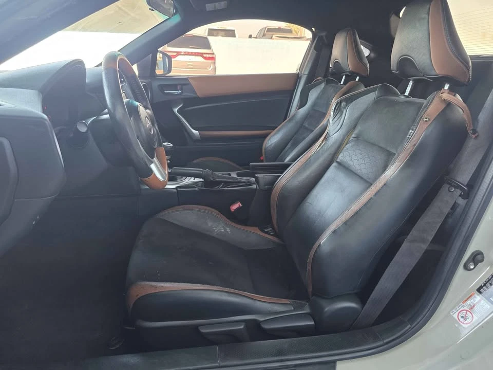 2016 Scion FR-S - Image 10 of 16