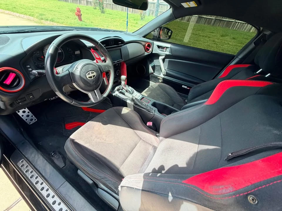 2016 Scion FR-S - Image 9 of 11