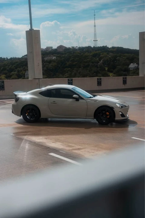 2016 Scion FR-S - Image 2 of 12