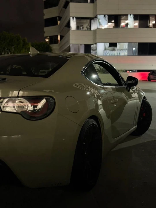 2016 Scion FR-S - Image 15 of 19
