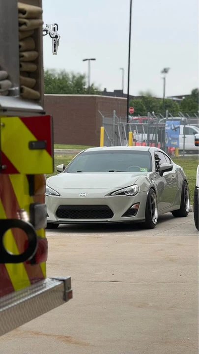2016 Scion FR-S - Image 4 of 5