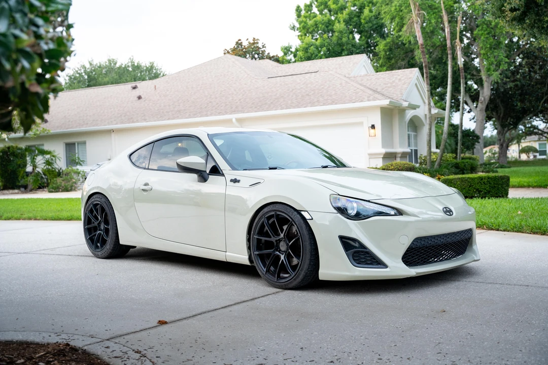 2016 Scion FR-S - Image 14 of 31