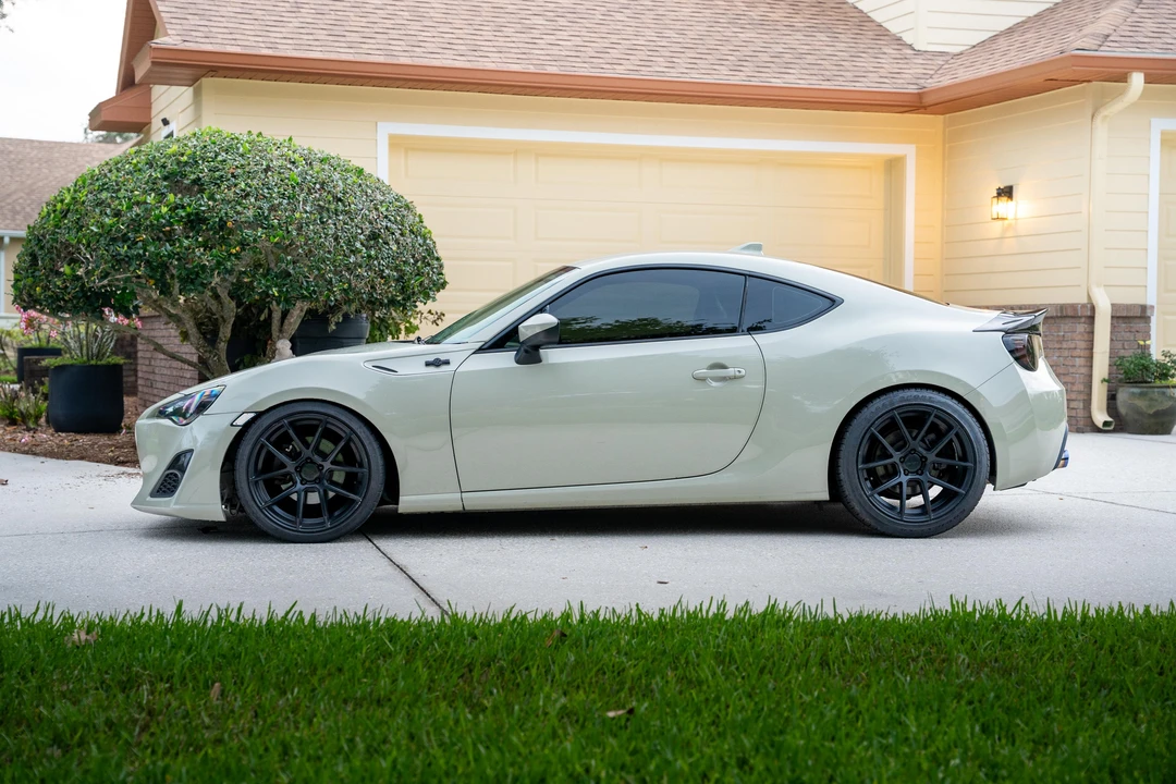 2016 Scion FR-S - Image 9 of 31