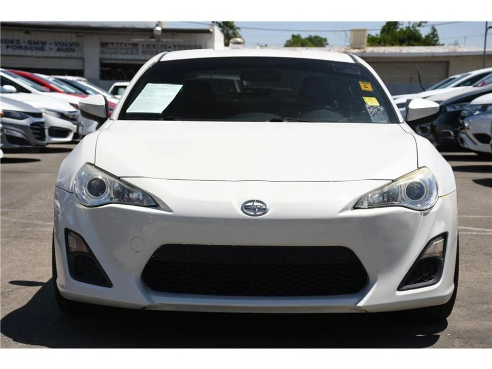 2016 Scion FR-S - Image 2 of 10