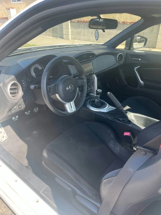2016 Scion FR-S - Image 5 of 7