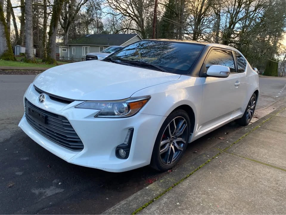 2016 Scion tC - Image 2 of 7