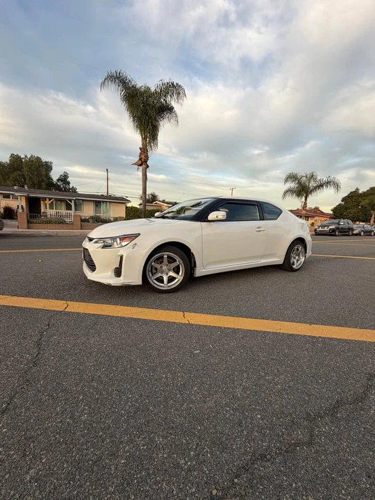 2016 Scion tC - Image 7 of 8