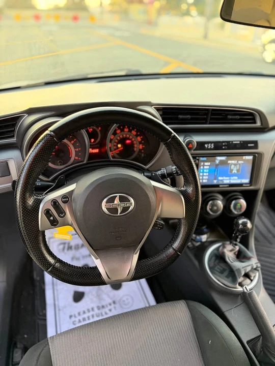 2016 Scion tC - Image 4 of 8