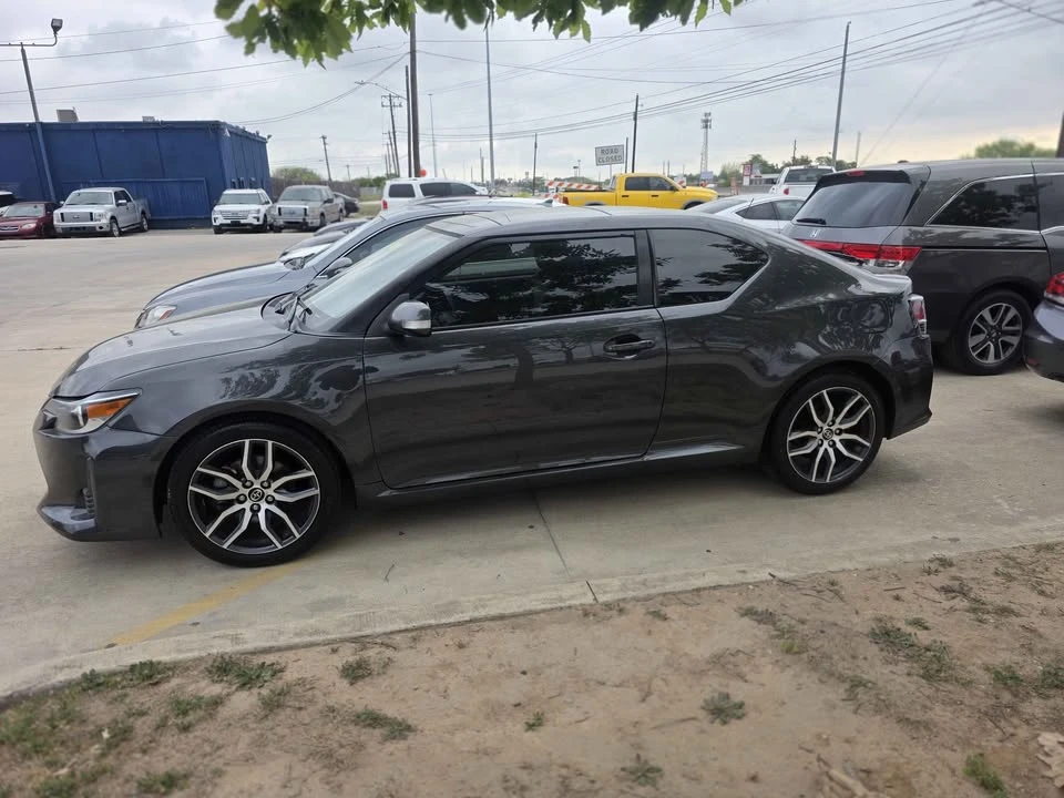 2016 Scion tC - Image 4 of 5