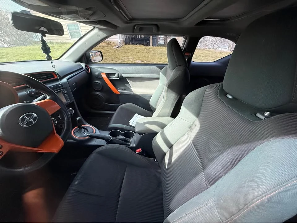 2016 Scion tC - Image 6 of 7