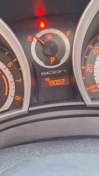 2016 Scion tC - Image 10 of 11