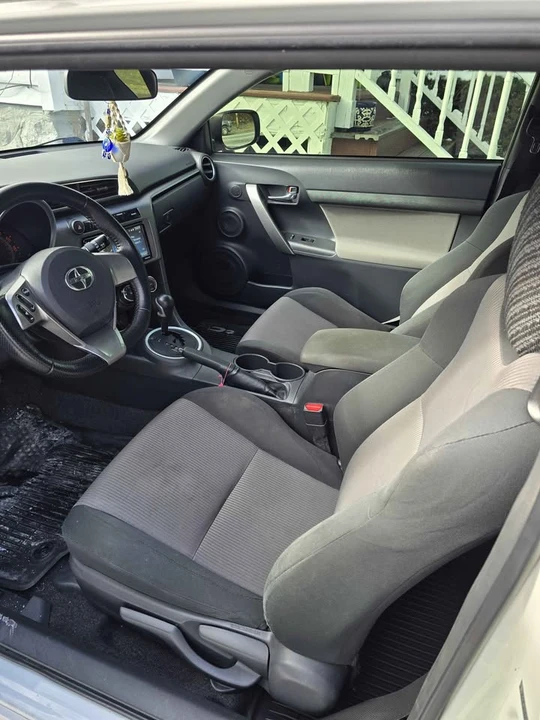 2016 Scion tC - Image 8 of 16