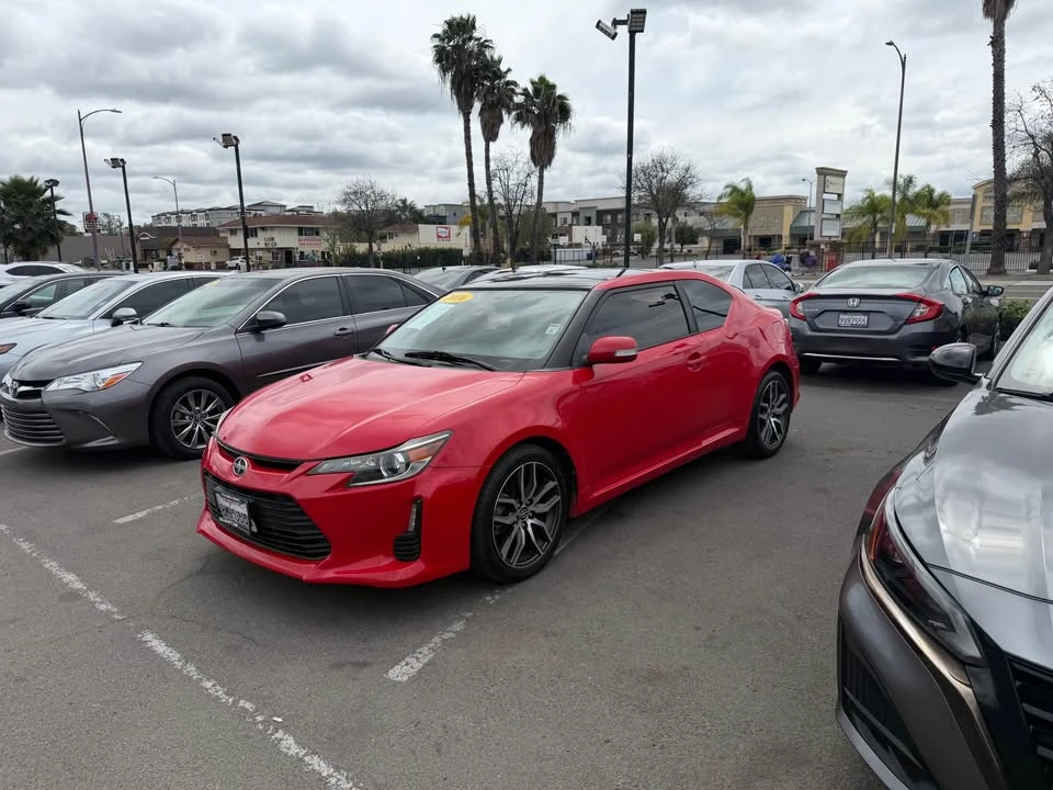 2016 Scion tC - Image 4 of 7