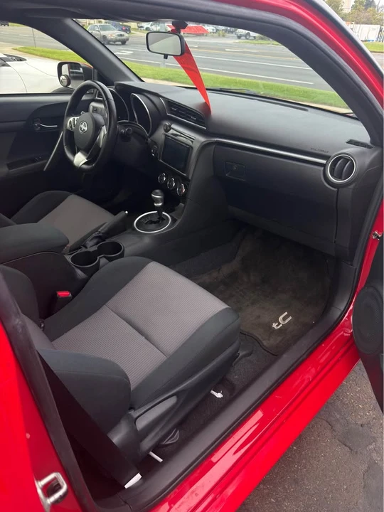 2016 Scion tC - Image 6 of 6