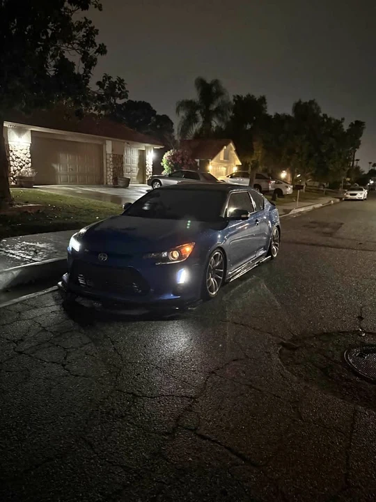 2016 Scion tC - Image 2 of 7