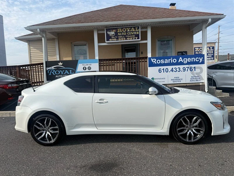 2016 Scion tC - Image 2 of 20