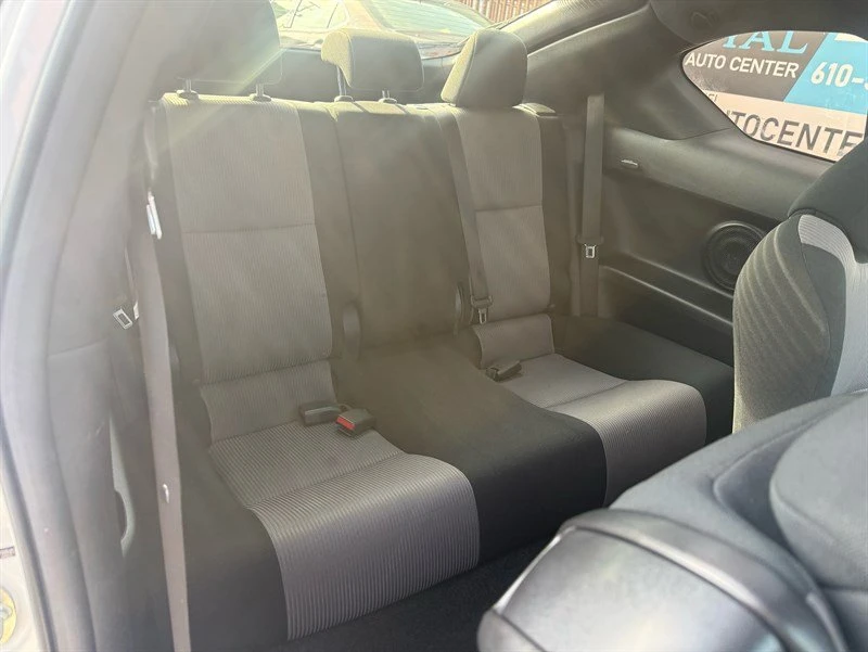 2016 Scion tC - Image 19 of 20