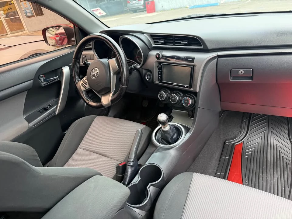 2016 Scion tC - Image 5 of 7