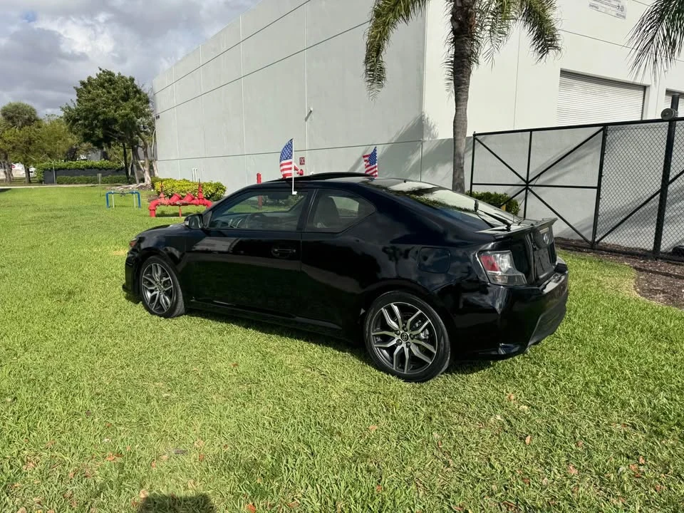 2016 Scion tC - Image 4 of 14