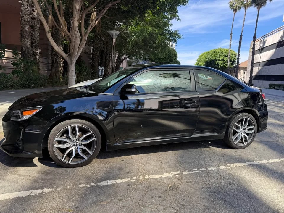 2016 Scion tC - Image 2 of 15