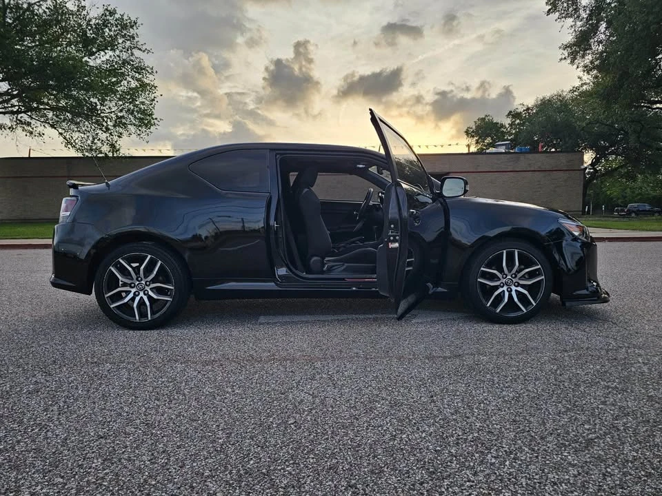 2016 Scion tC - Image 6 of 20
