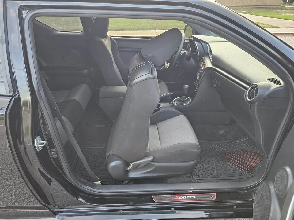 2016 Scion tC - Image 9 of 20