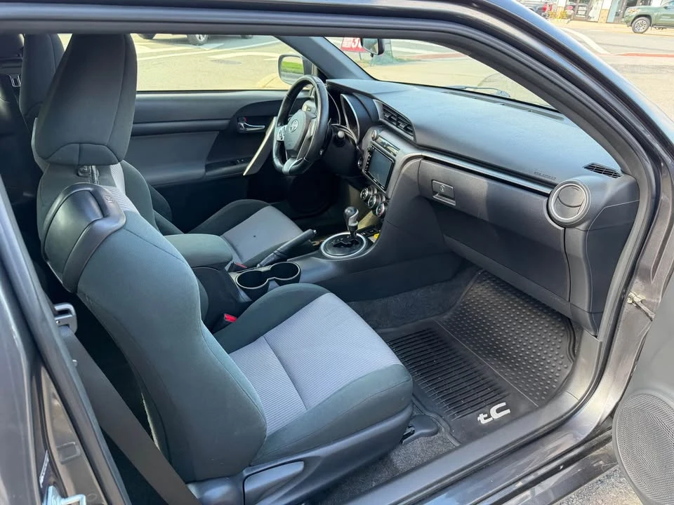 2016 Scion tC - Image 9 of 15