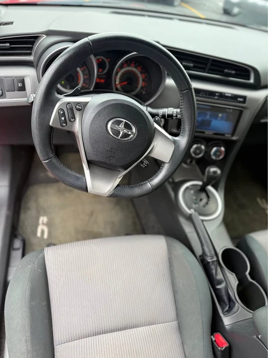 2016 Scion tC - Image 9 of 18