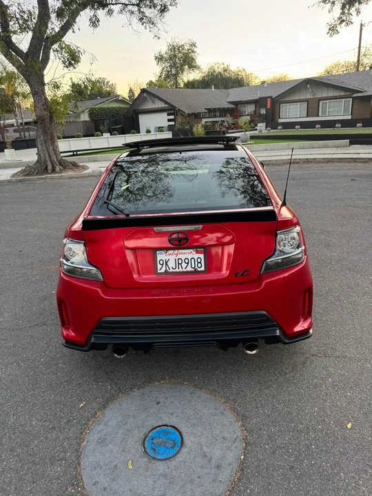 2016 Scion tC - Image 8 of 14
