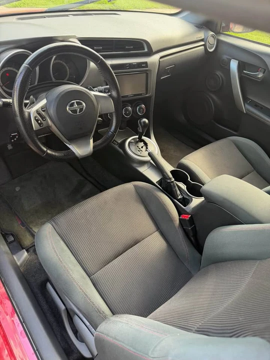 2016 Scion tC - Image 5 of 9