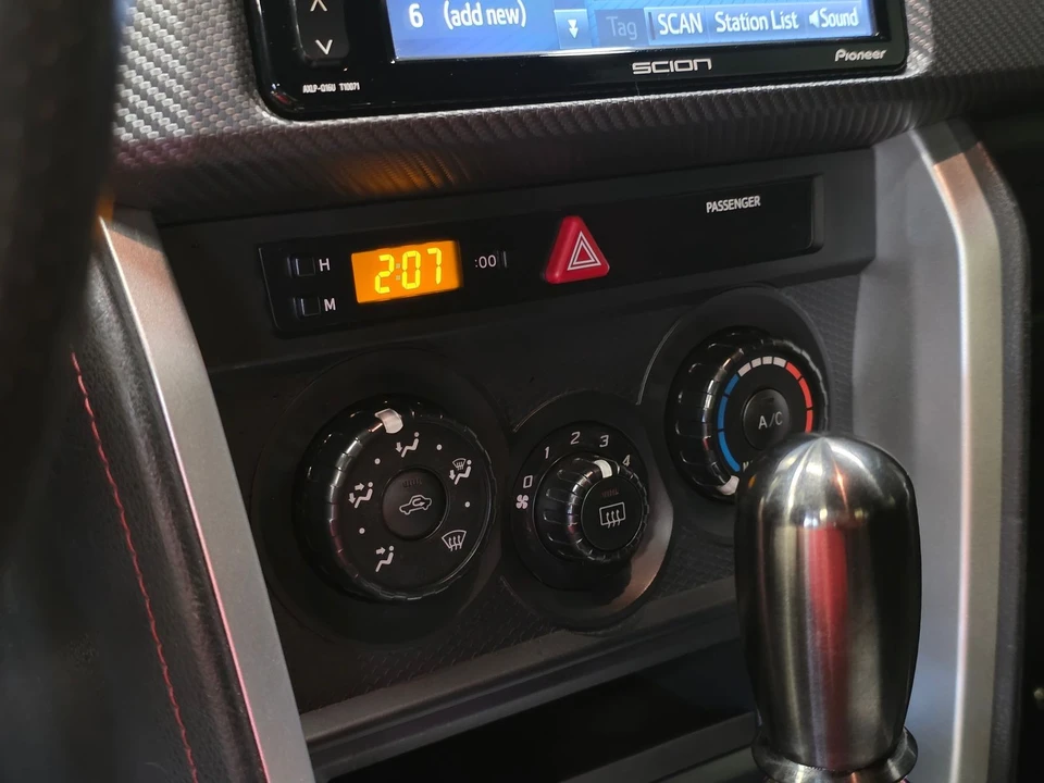 2016 Scion FR-S - Image 25 of 31