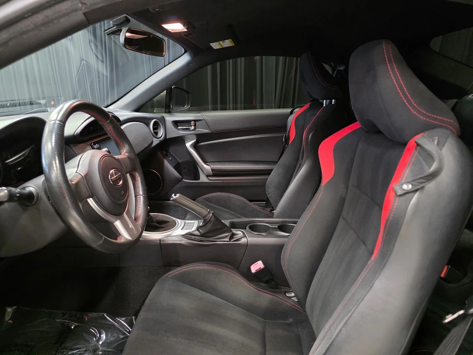 2016 Scion FR-S - Image 18 of 31