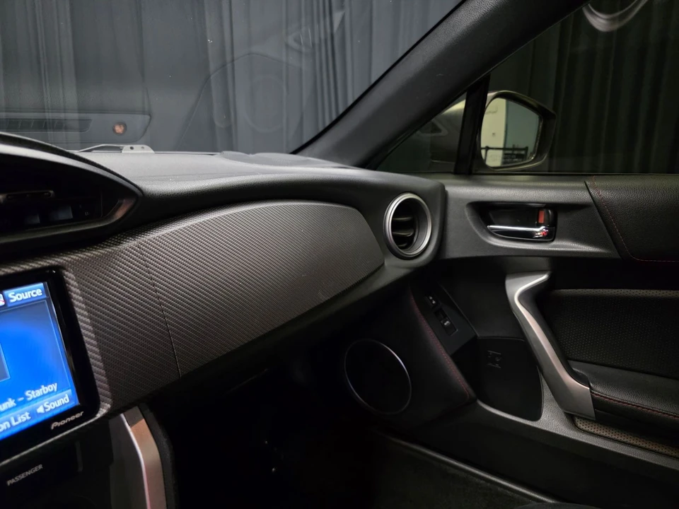 2016 Scion FR-S - Image 28 of 31