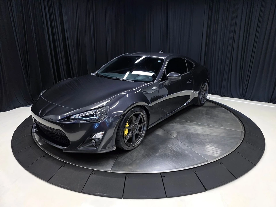 2016 Scion FR-S - Image 9 of 31