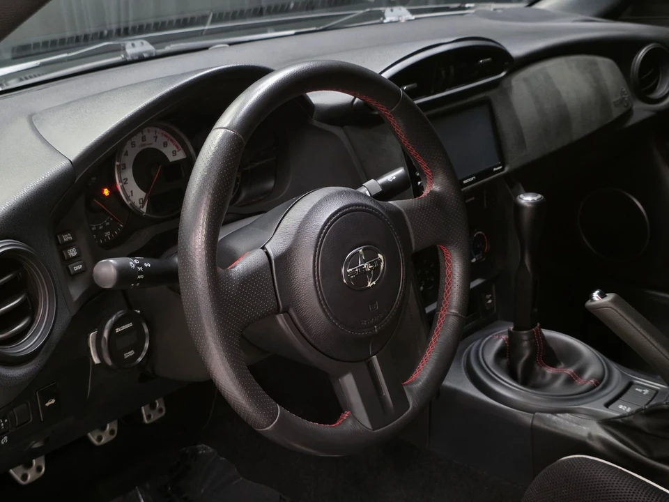 2016 Scion FR-S - Image 21 of 31